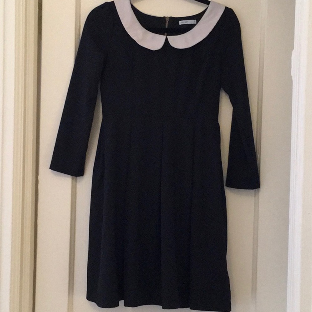 Japanese YIKUYIYA Black dress with white collar